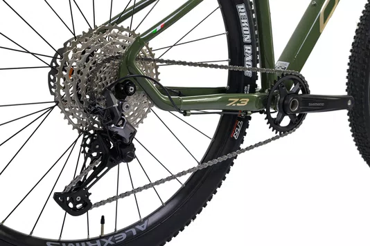 BICICLETA OGGI ARO 29 7.3 BIG WHEEL DEORE 2026 12V
