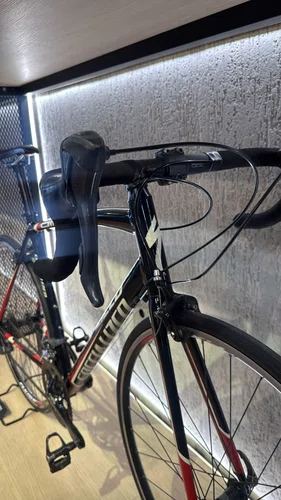 BICICLETA SEMINOVA SPECIALIZED ALLEZ PRETA