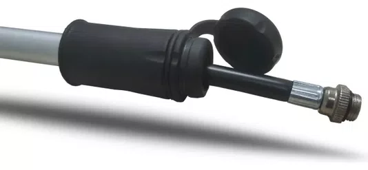 BOMBA DE AR DE MÃO ALUMÍNIO BICO RETRATIL (80 PSI)