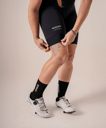 BRETELLE CICLISMO FEMININO NOMAD RACING APEX PRETO