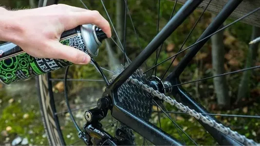 DESENGRAXANTE LIMPEZA CORRENTE BICICLETA MUC-OFF CHAIN CLEAN