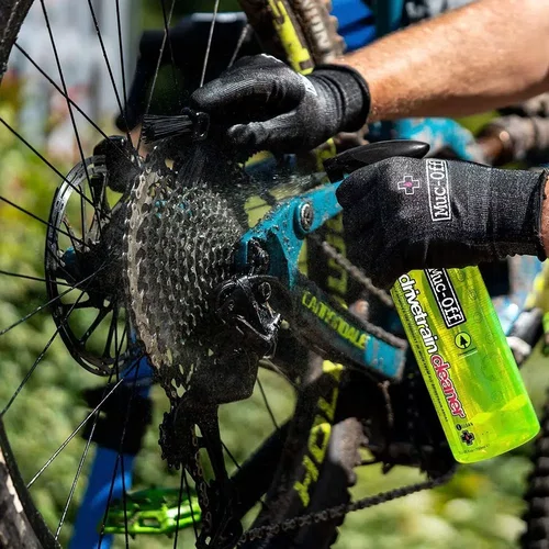 LIMPADOR DE TRANSMISSÃO DE BICICLETAS - MUC-OFF 500 ML