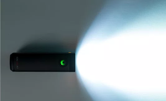 LUZ DIANTEIRA BONTRAGER ION PRO RT