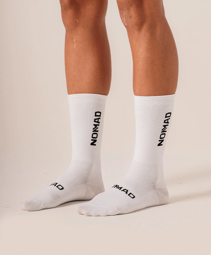 MEIA CICLISMO NOMAD RACING APEX COMPRESSÃO BRANCO