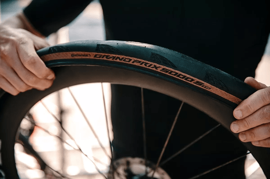 PNEU 700X28 CONTINENTAL GRAND PRIX 5000 KEVLAR 330 TPI SPEED