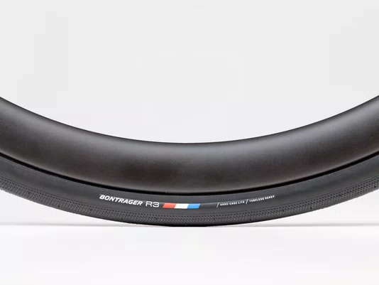 PNEU BONTRAGER SEM CÂMERA TUBELESS R3 700X25 SPEED PRETO