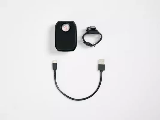 RADAR E LANTERNA TRASEIROS TREK CARBACK DETECTA VEICULOS